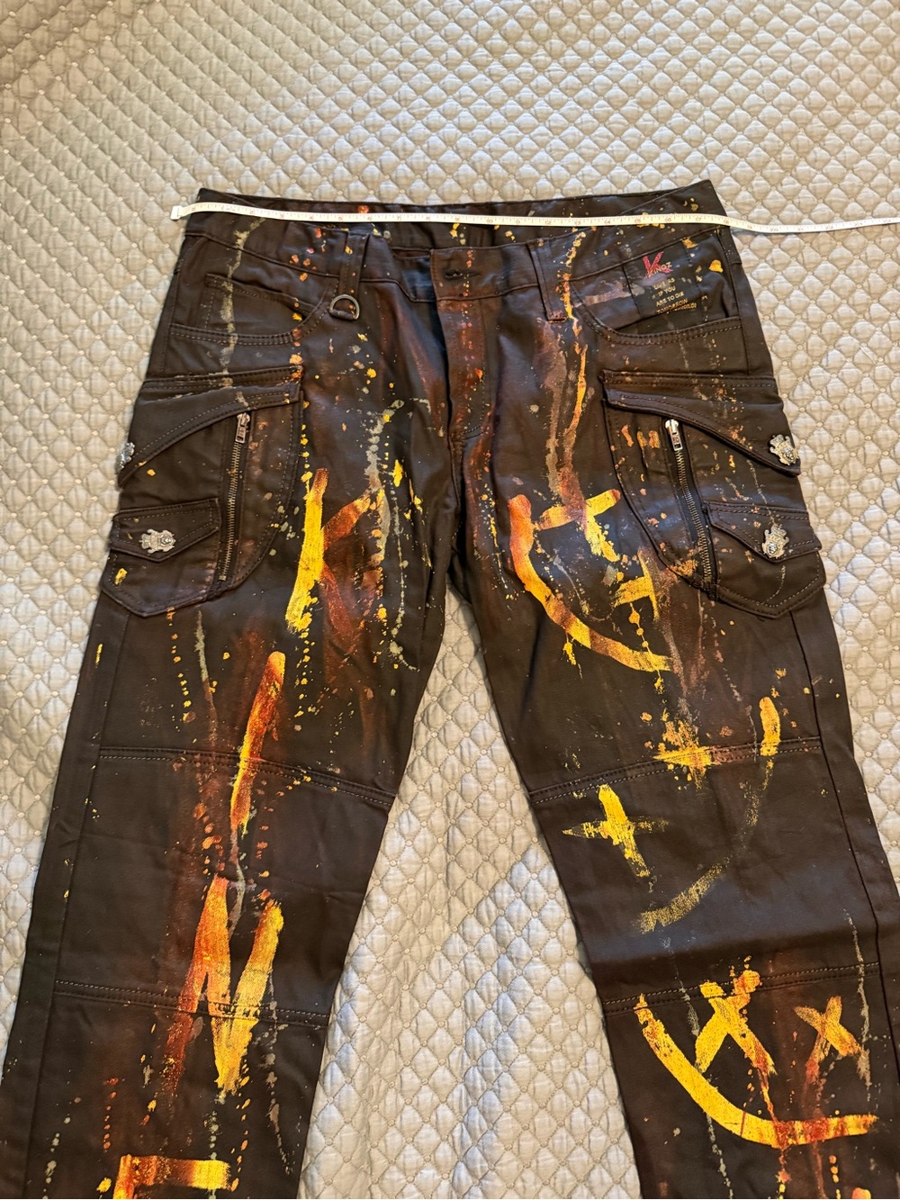 Men's Straight Jeans with Yellow Paint-Accent